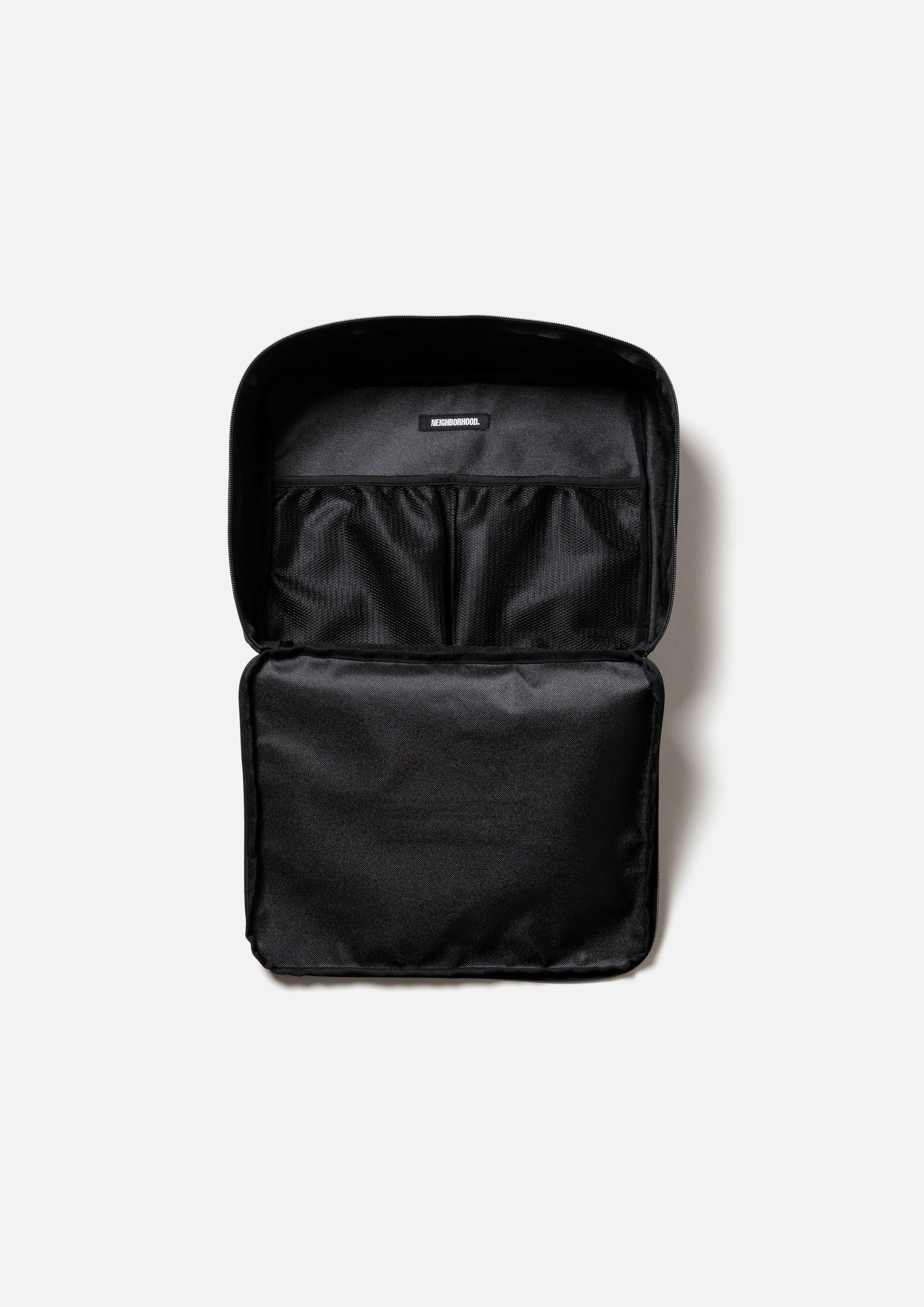 Neighborhood Travel Pouch-M Kulturtasche Schwarz Nylon