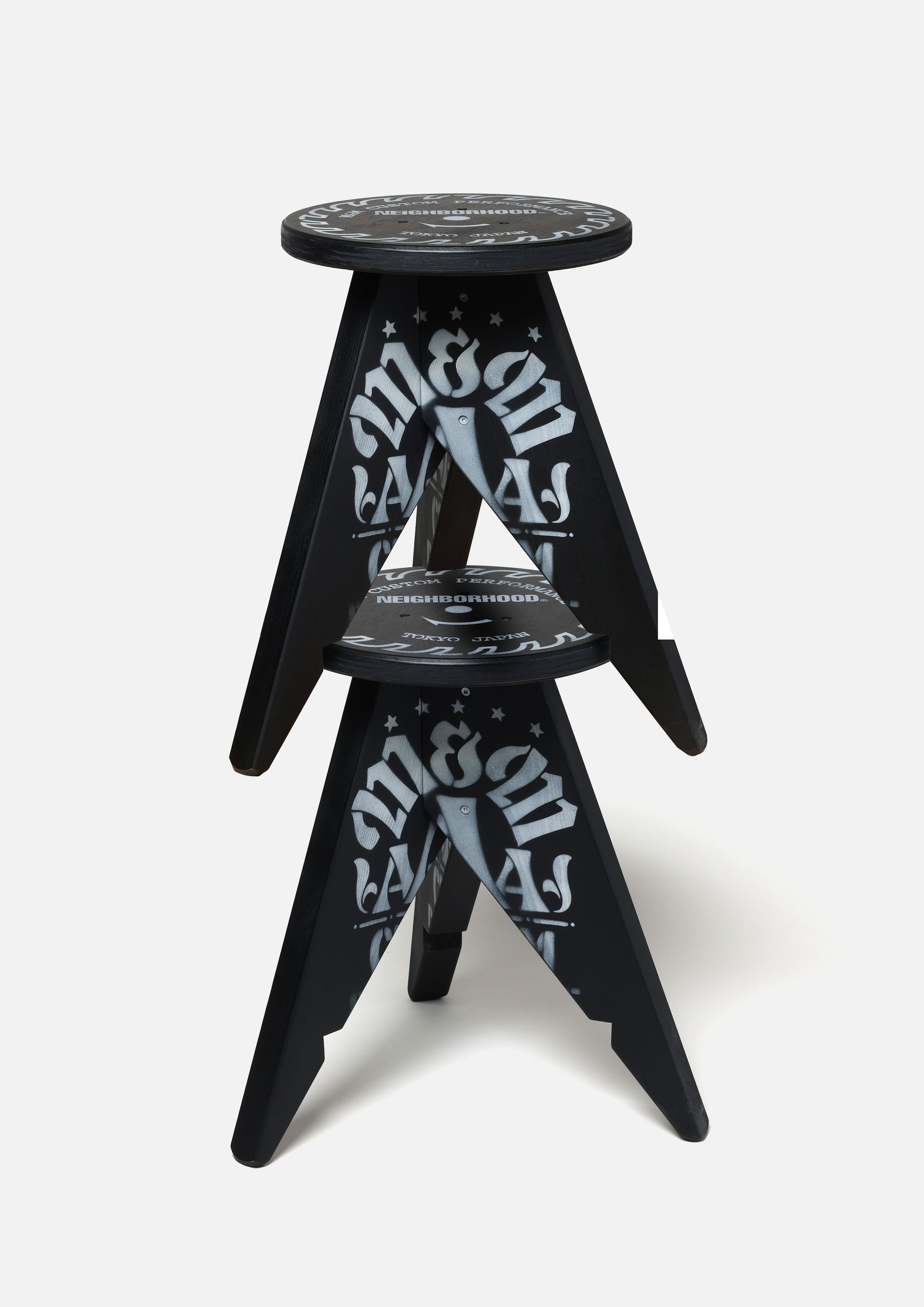 Neighborhood NH x M&M Stool-2 Hocker Schwarz Holz