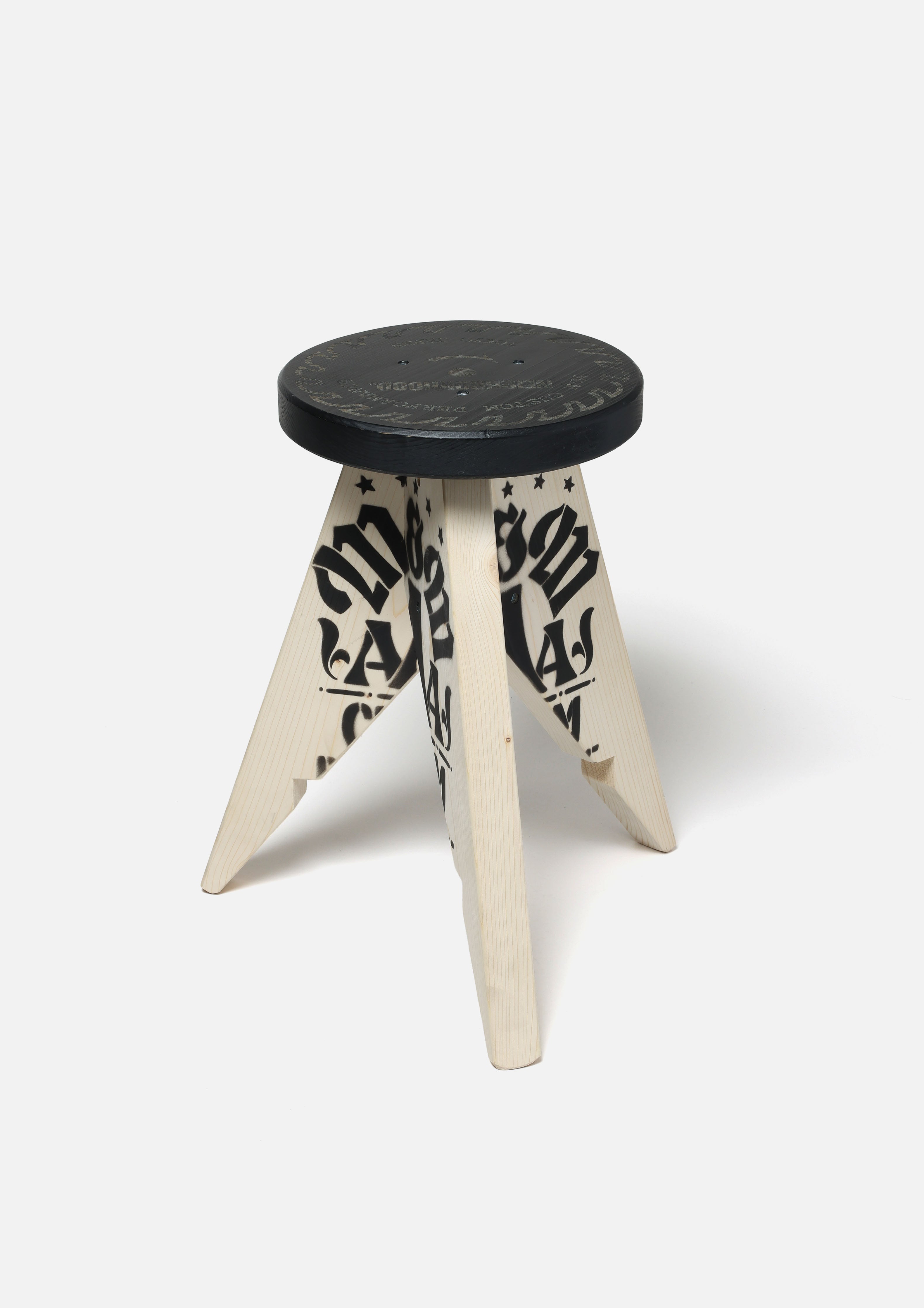 Neighborhood Stool-1 Hocker Holz Schwarz-Natural stapelbar