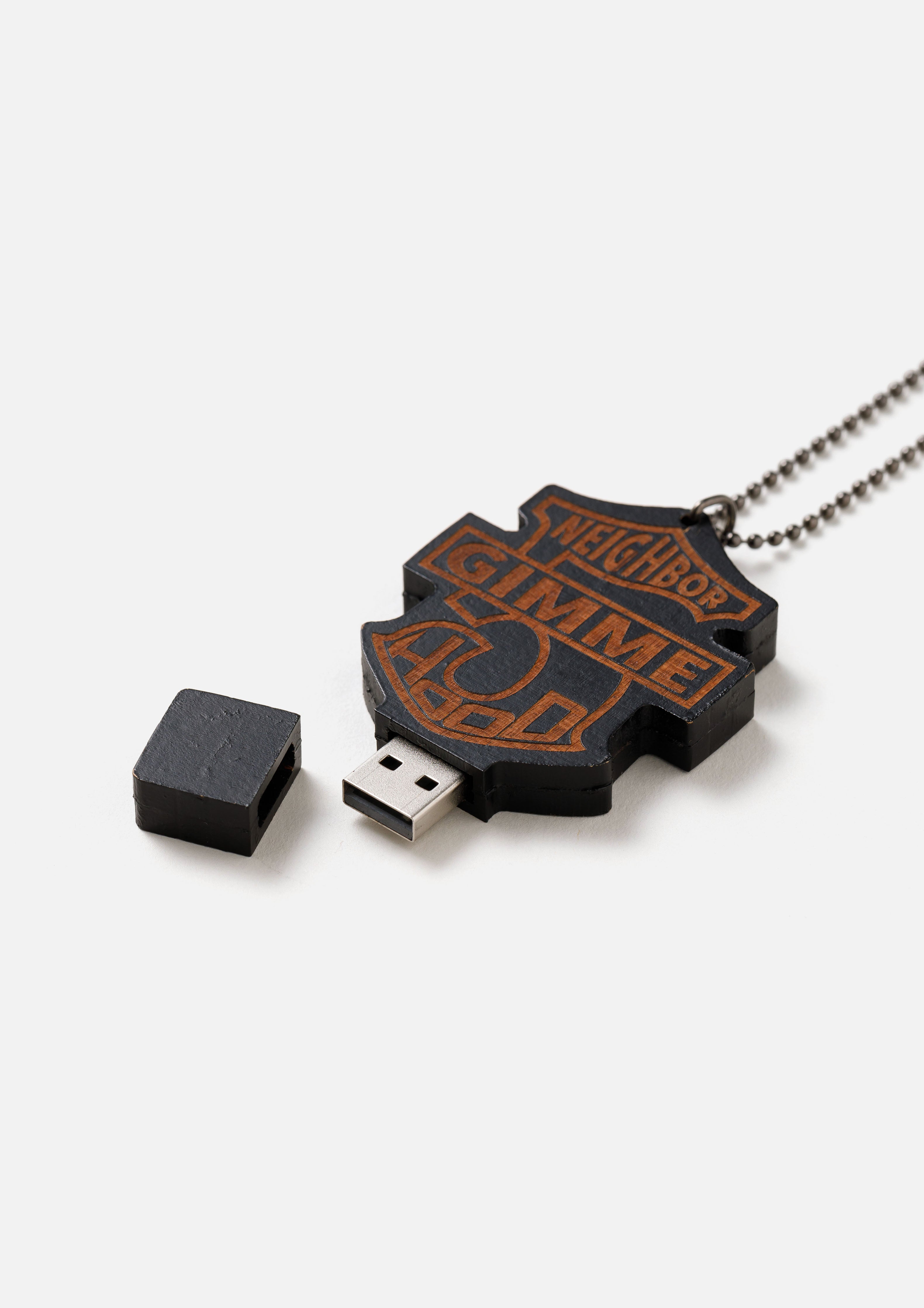 Neighborhood NH x Gimme Five USB-Stick 64GB Schwarz Holz
