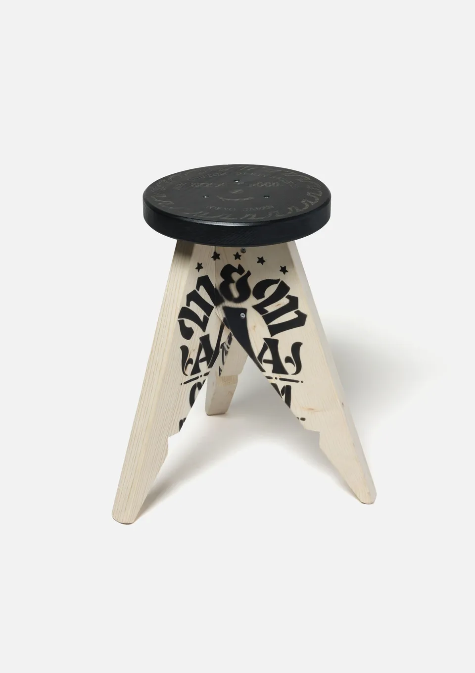 Neighborhood Stool-1 Hocker Holz Schwarz-Natural stapelbar
